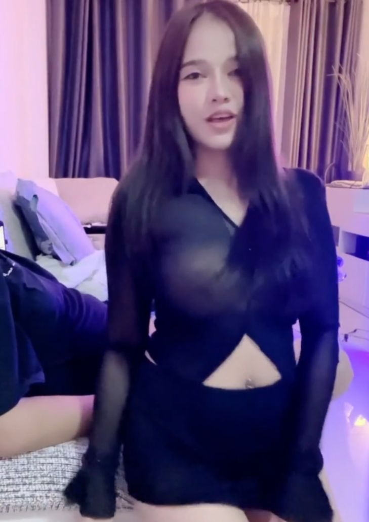 Onlyfans สาวไทยสวยหน้าคม จัดการแฟนแบบดุเดือด